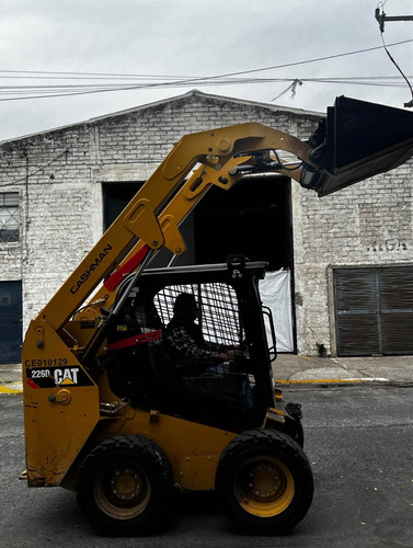 Mini Cargador 2020, Motor Diesel, Modelo 226 D