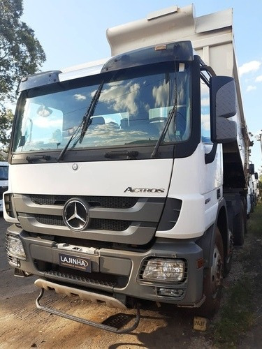 Mercedes Bens Actros 4844 8x4