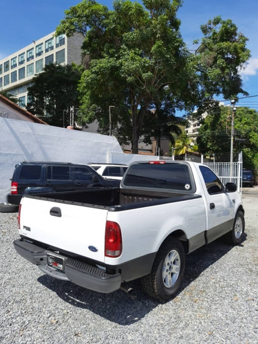 Imagen 8 de 10 de Ford F-150