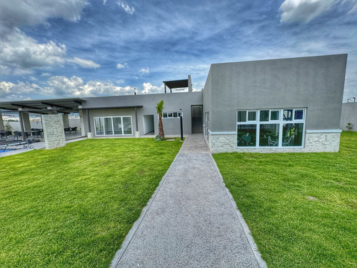 Ambiente Tranquilo- La Vista Residencial