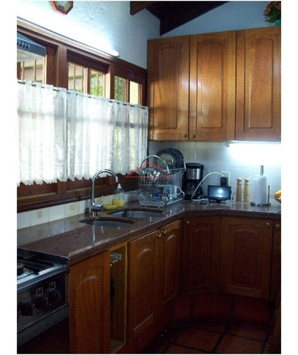 Casa En Mansa, 3 Dormitorios - Ref: 3570