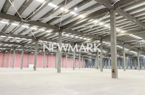 Bodega De 7.900 M2 En Arriendo En Renca