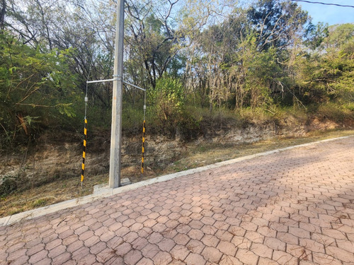Venta Lote Gladiola 29 Dentro De Fracc Rancho San Diego Ixtapan De La Sal Edomex Con Vistas Panorámicas, Proyecto Y Todos Los Servicios Incluídos.