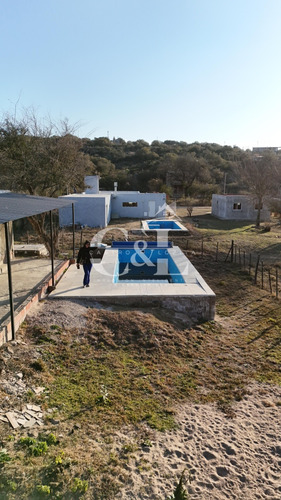 Venta Terreno Plano Con Construcción A Terminar En La Estanc