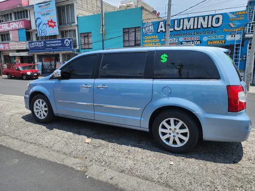 Chrysler Town & Country 3.6 Limited Mt