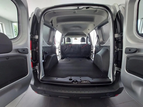 Imagen 4 de 15 de Renault Kangoo Furgon Confort 5 Asientos 1.6 0km 2022 #ev