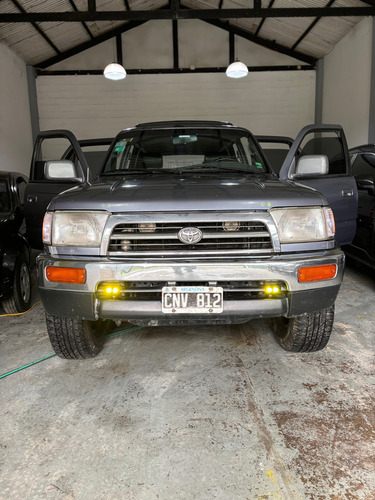 Toyota Hilux SW4 3.0 I Runner