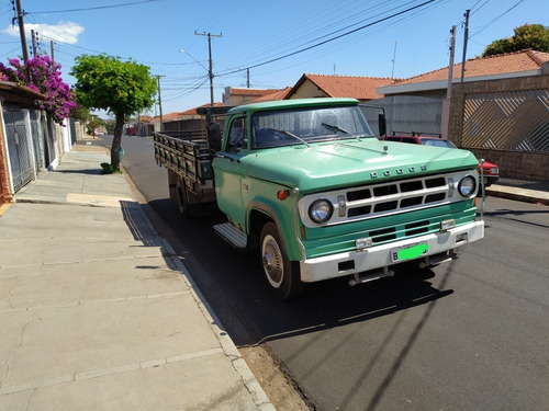 Dodge D-400