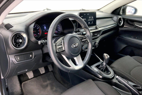 Imagen 14 de 15 de Kia Forte 4 Pts L, 20l, Tm6, A/ac, Sin Encedido Boton, R-1