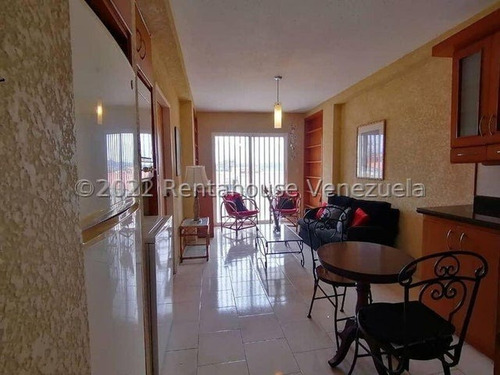 Apartamento En Alquiler Edif Maria Francia Ubicado En Cabudare, Codigo 2 5 7 1 8, Mildred, Confortable Y Acogedor Apartamento Tipo Estudio, Luminoso, Ventilado Con Agradable Vista Panoramica
