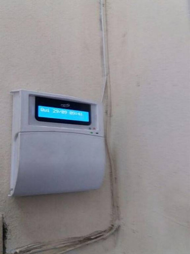 Imagem 1 de 13 de Sala Comercial Em Ótimo Estado Com Banheiro Na Vila São Jorge Em São Vicente E Está Em Otimo Estado Para Montar Seu Escritorio Ou Seu Consultório Ou Até Mesmo Um Comercio Com Uma Otima Localização Pr