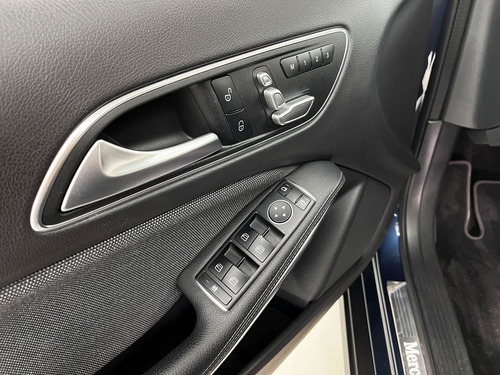 Mercedes-Benz GLA 200 CGI STYLE 7G-DCT