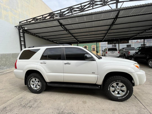 Imagen 4 de 16 de Toyota 4runner