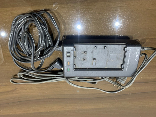 Câmera Sony Hi8 Pro Ccd V 5000 Diversos Acessórios