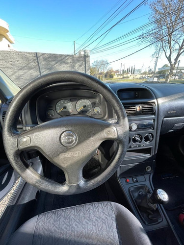 Imagen 7 de 11 de Chevrolet Astra 2008 2.0 Gl Full Nunca Gnc Impecable Permuto