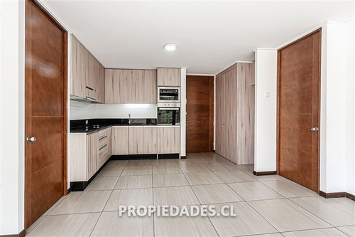 Departamento En Venta De 2 Dorm. En Providencia 