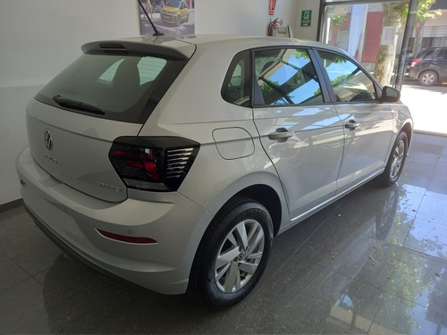 Volkswagen Polo COMFORTLINE TSI AT