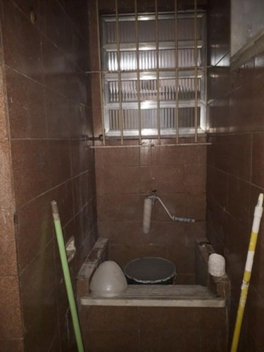 Imagem 5 de 15 de Casa Para Venda Em Rio De Janeiro, Bento Ribeiro, 2 Dormitórios, 1 Banheiro - 688_2-1543715