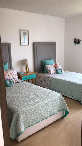 Imagen 11 de 16 de Se Vende Casa En Zibata, Luxury Y Premium, Estudio Con Opció
