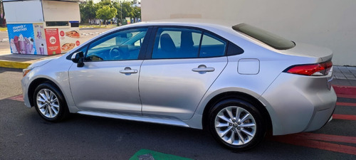 Imagen 3 de 15 de Toyota Corolla Le 2021 Cvt