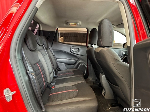 Fiat Toro 1.8 16v Freedom Road Flex 4x2 Aut. 4p