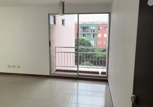 Venta Apartamento En Valle Del Lili, Sur De Cali 56.