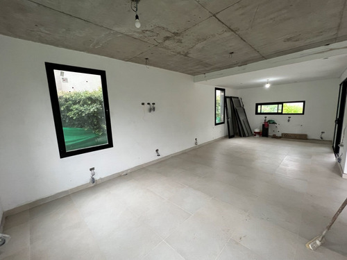 Imagen 6 de 16 de Casa En Venta En Ingeniero Adolfo Sourdeaux