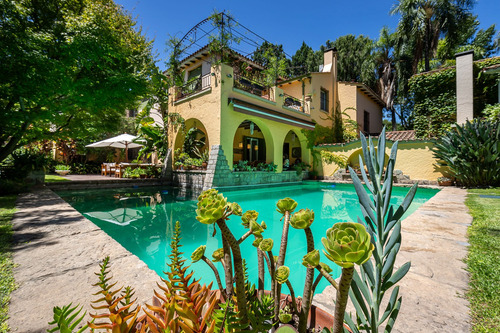 Casa En Venta En Beccar, San Isidro, G.b.a. Zona Norte