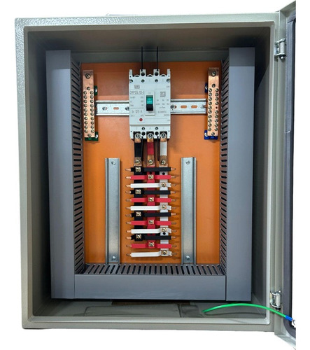 Quadro Distribuição Sobrepor C/kit Trifásico 150a 24 Circuit