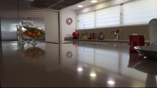 Imagen 4 de 20 de Se Vende Estupendo Apto De Lujo Con 600 M² Amoblado..inf. Ma.fda. Varela 0424-1045413