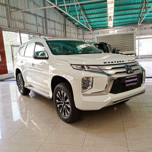 Mitsubishi Montero Sport 2023