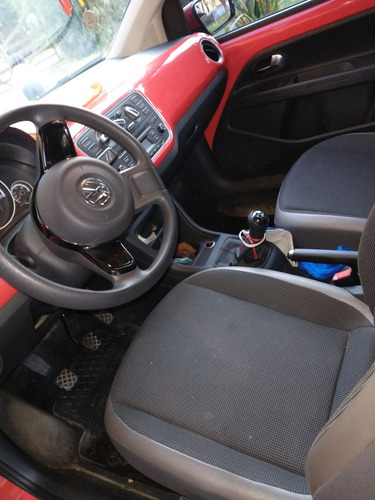 Volkswagen Up! 2016 1.0 High Up! 75cv 3 P