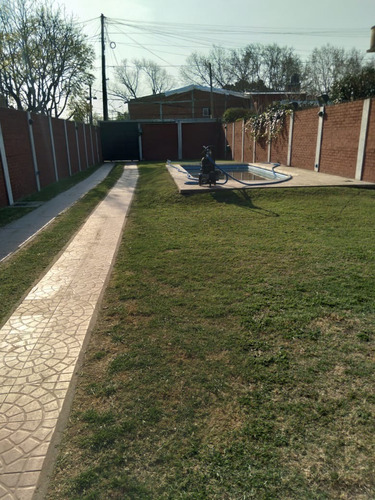 Casa Con Piscina En Jose Marmol