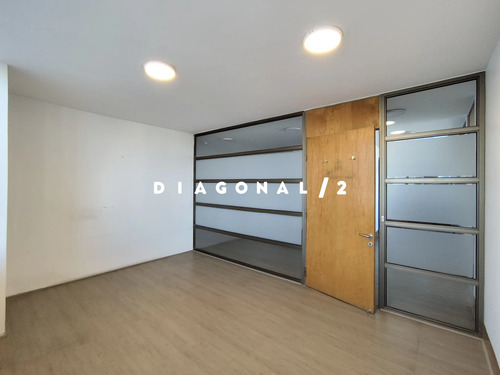 Oficina En Arriendo En Barrio El Golf