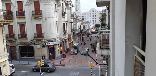 Imagen 7 de 13 de Apartamento 2 Dormitorios Ciudad Vieja Impecable Al Frente