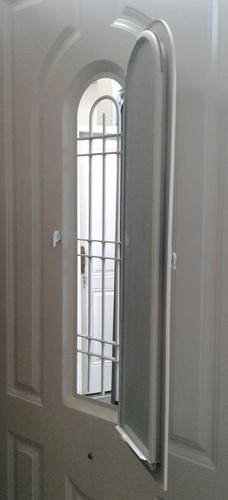 Puerta Reforzada Doble Chapa Inyectada Con Postigo 80x200