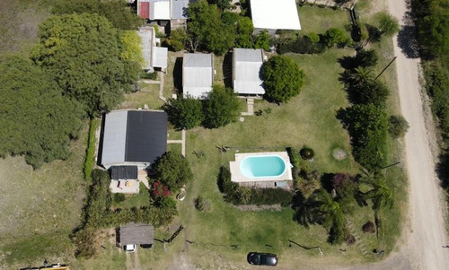Imagen 2 de 30 de Complejo De Cabañas, Con Amplio Terreno, Pileta Y Equipamiento