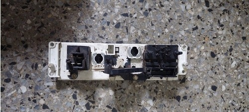 Imagen 2 de 2 de Mando Aire Acondicionado Ford Bronco 150 250 350 Original