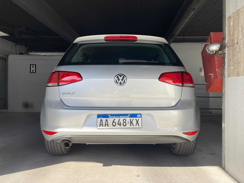 Imagen 20 de 20 de Volkswagen Golf 2016 1.6 Trendline