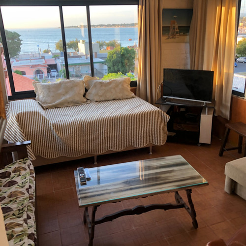 Casa En Alquiler Em Piriapolis. Linda. Cerca De La Playa Y Del Centro. 6 Personas.