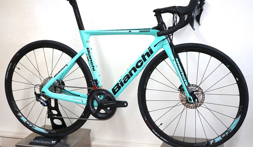 Imagen 3 de 3 de Bianchi Aria Disc Brakes Full Carbon Shimano 105/s