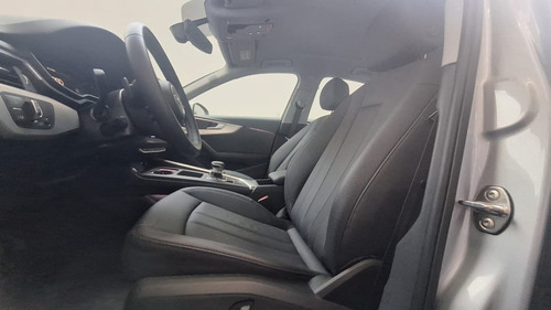 Audi A4 S Tronic Select