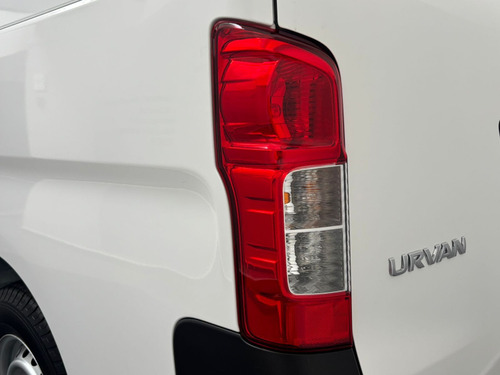 Nissan Urvan PANEL AMPLIA L4 2.5L STD