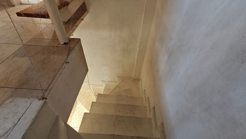 Ph Triplex 4 Ambientes Con Patio Caseros