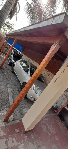 Imagen 2 de 14 de Casa Con Departamento En Venta En Villa Luzuriaga