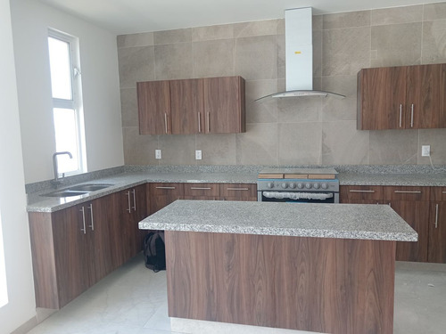 Casa Nueva En Venta En Pedregal De Shoenstatt, Corregidora, Qro.