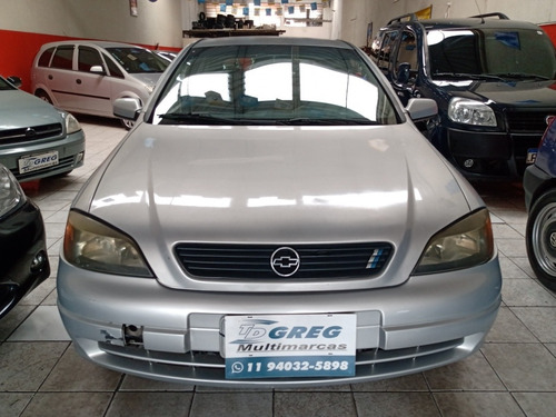Imagem 4 de 10 de Chevrolet Astra 2002 2.0 8v Sunny 3p