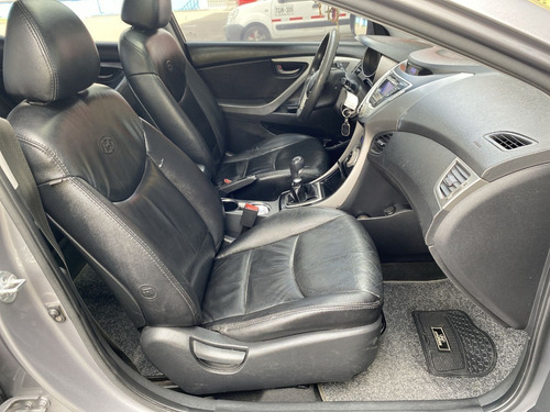 Imagen 23 de 25 de Hyundai I35 Elantra Gls 2012