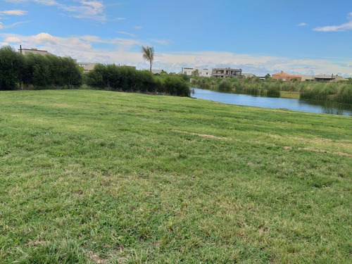Imagen 5 de 12 de En Venta Lote A La Laguna En El Canton Orientacion Oeste