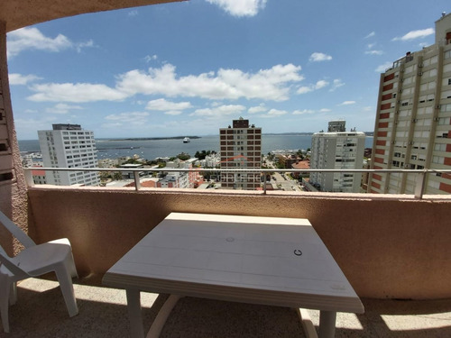Imagen 28 de 30 de Apartamento En Venta Y Venta En Punta Del Este, Península, Céntrico, Piso Alto Con Muy Linda Vista Despejada